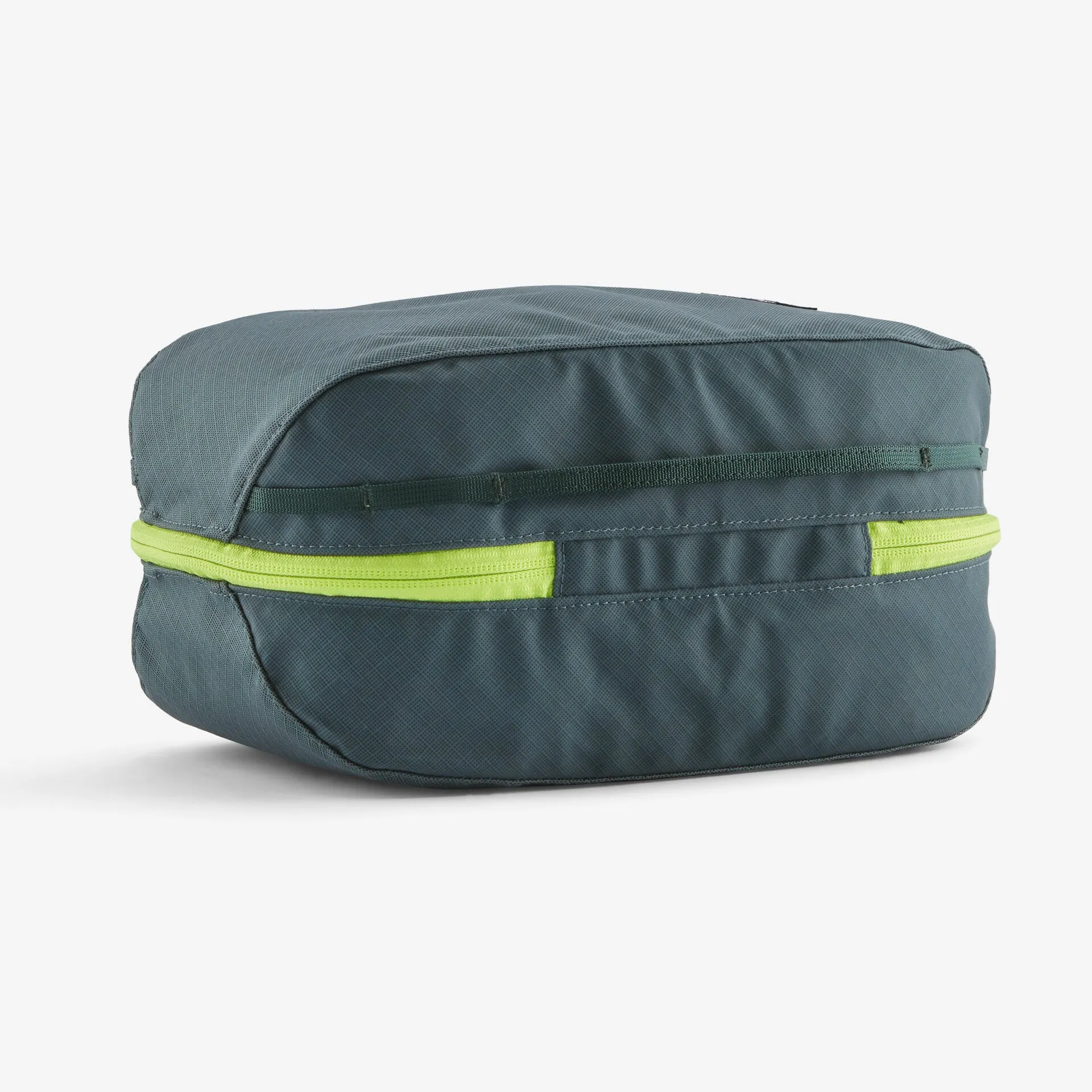 Patagonia Black Hole Cube 6L Bag-Nouveau Green