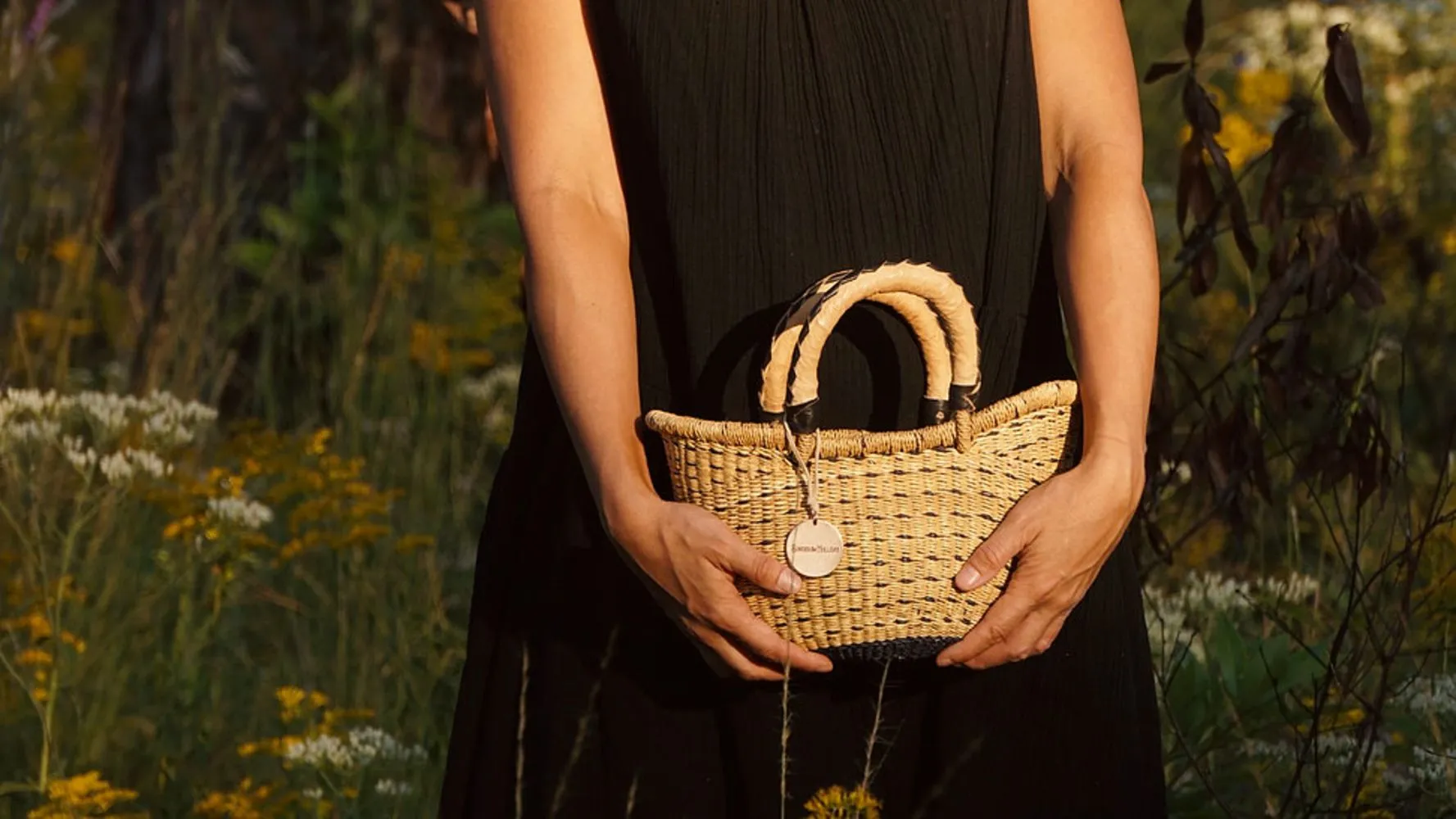 Sonder and Holliday The Petite Victoria Basket