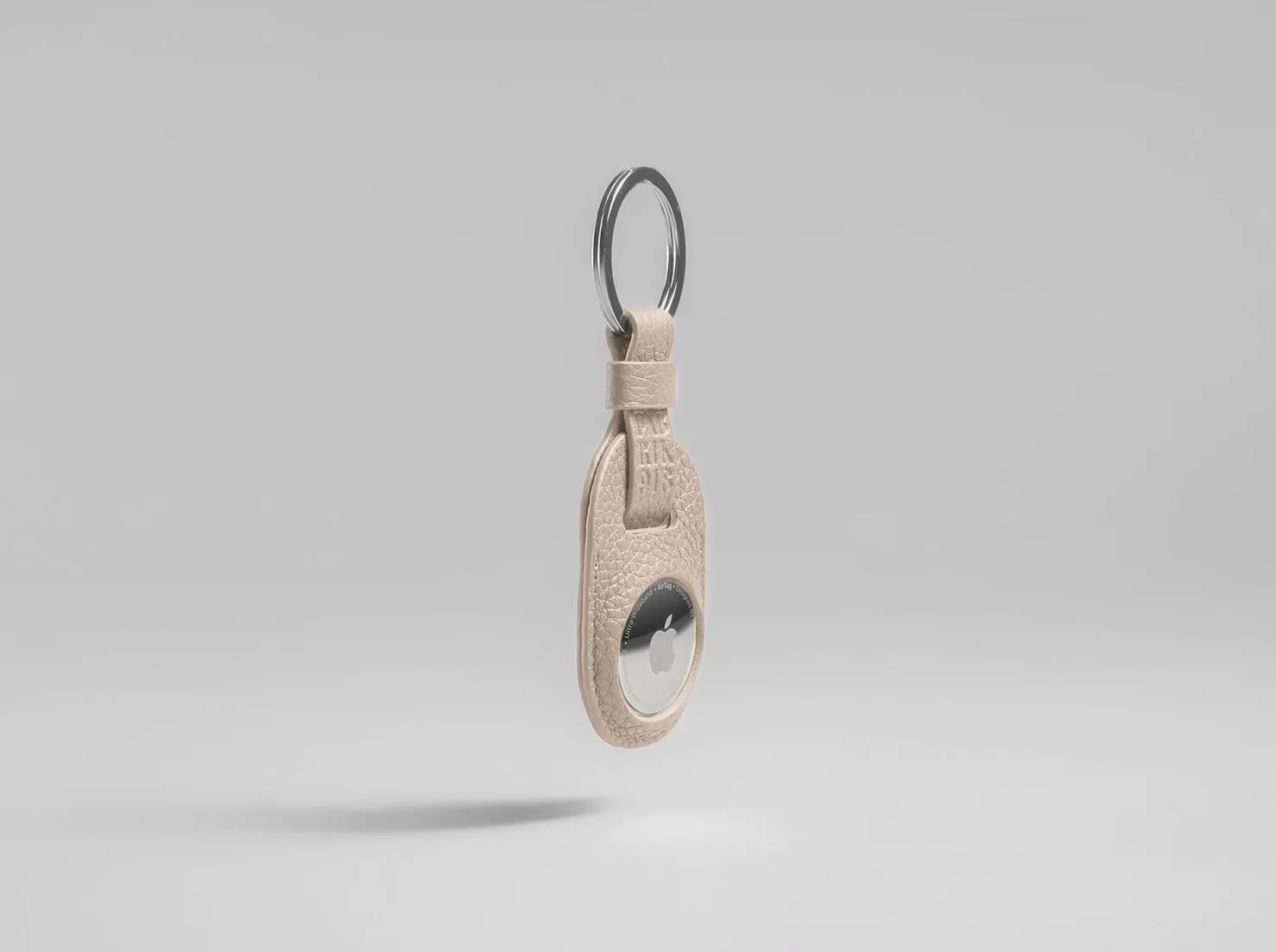 The 0.5ml Leather AirTag Keychain | Sleek Tracker Holder for Keys, Bags & More